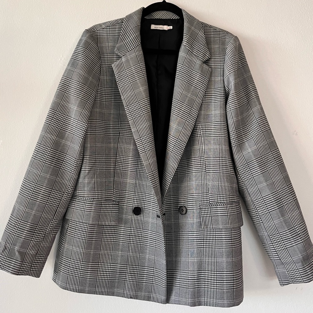 Stripped oversized blazer